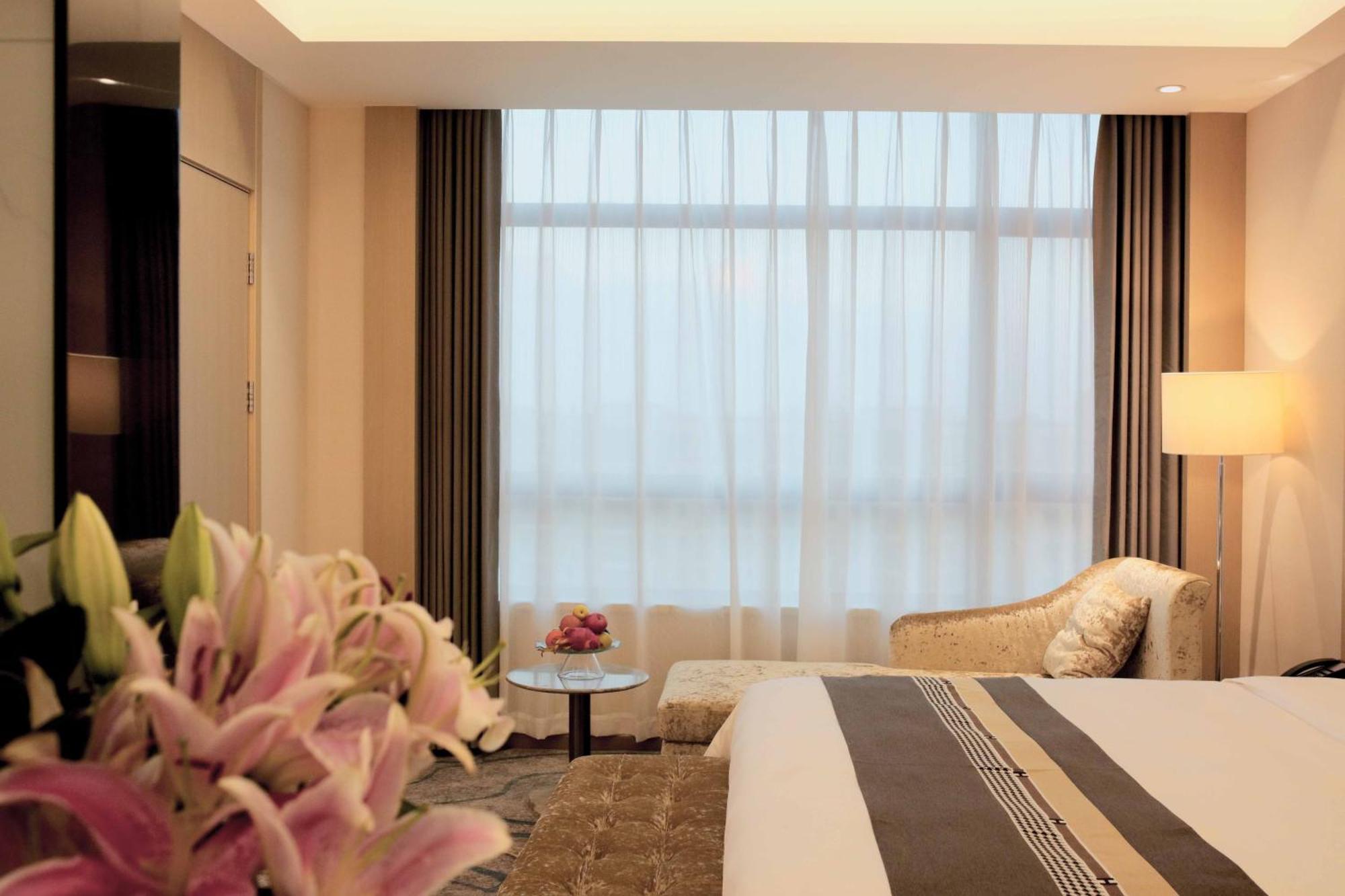 Meilun Hongqiao Hub Hotel Shanghai